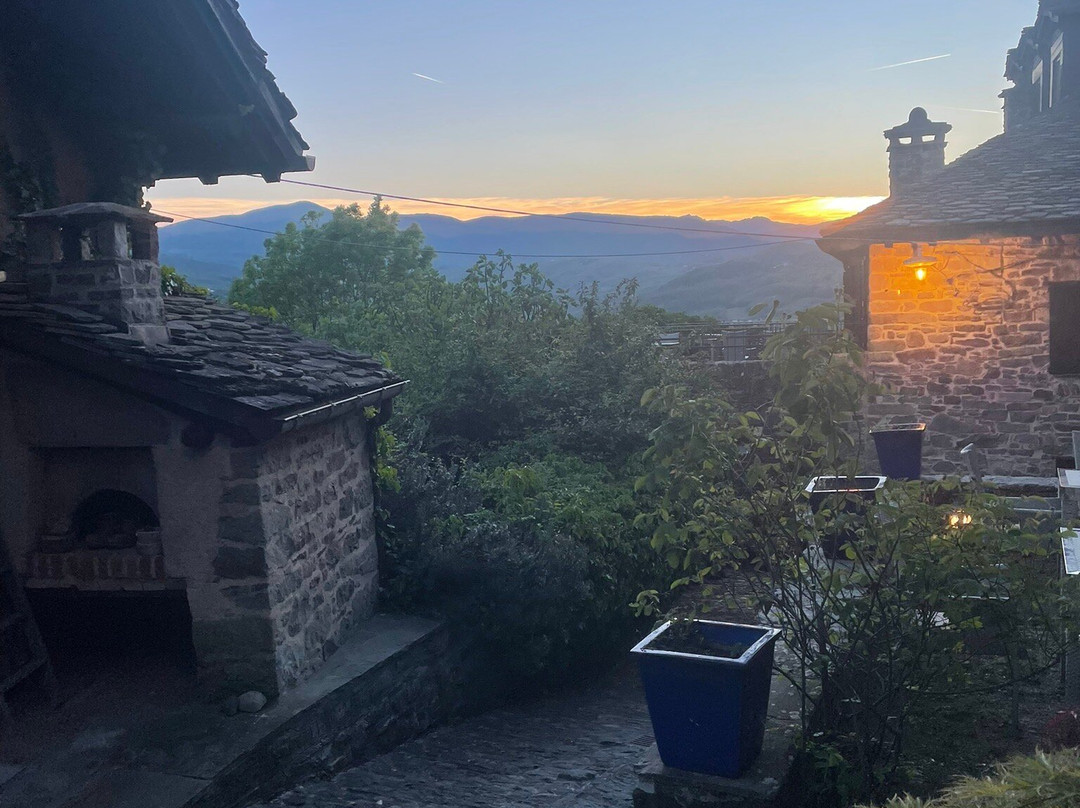 Borgo casale-Albareto必去景点