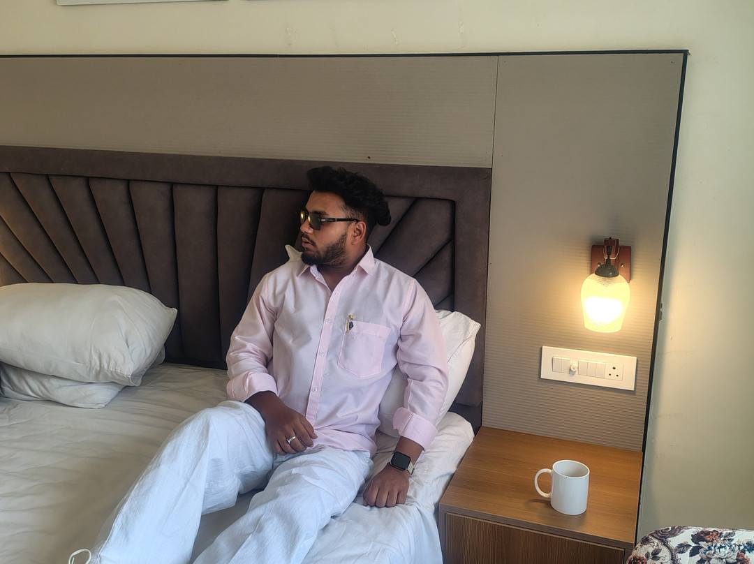 The Ecoxpress  Satva Varanasi主图