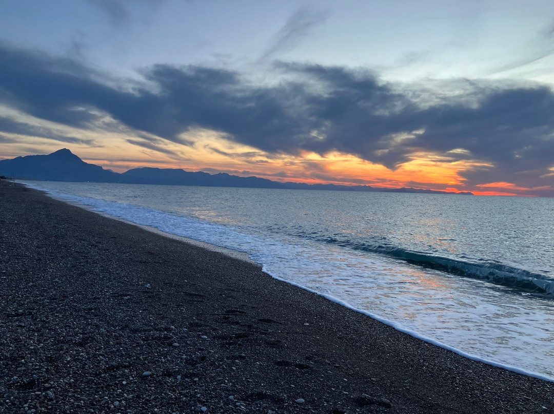 Spiaggia Salinelle-Lascari必去景点