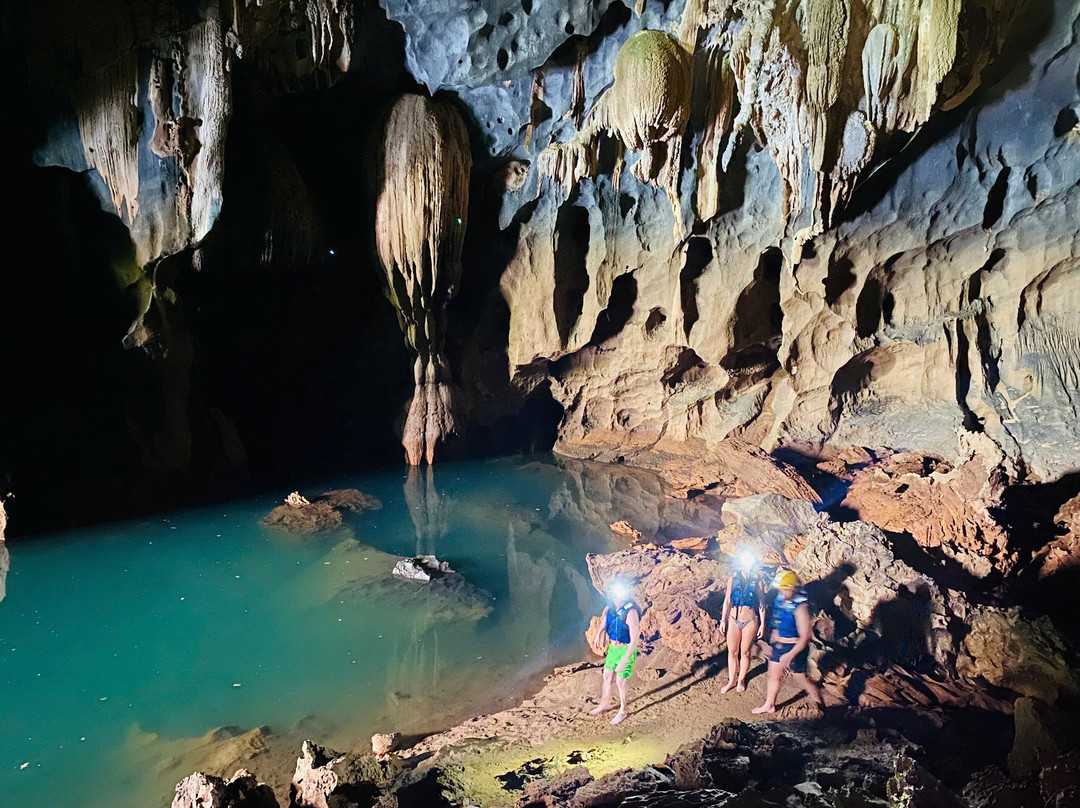 Phong Nha Tour To The Caves-洞海必去景点