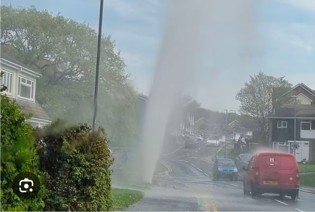 Meadow Rise Fountain-Billericay必去景点