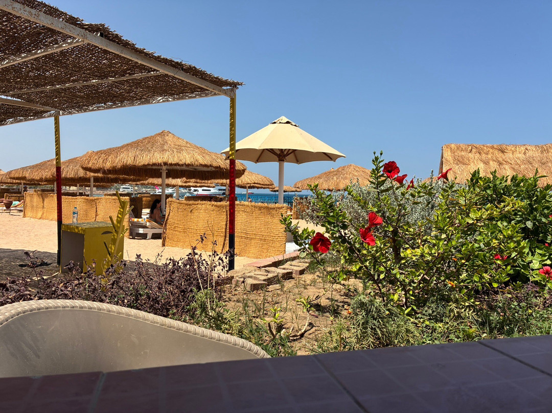 Menaville Resort主图