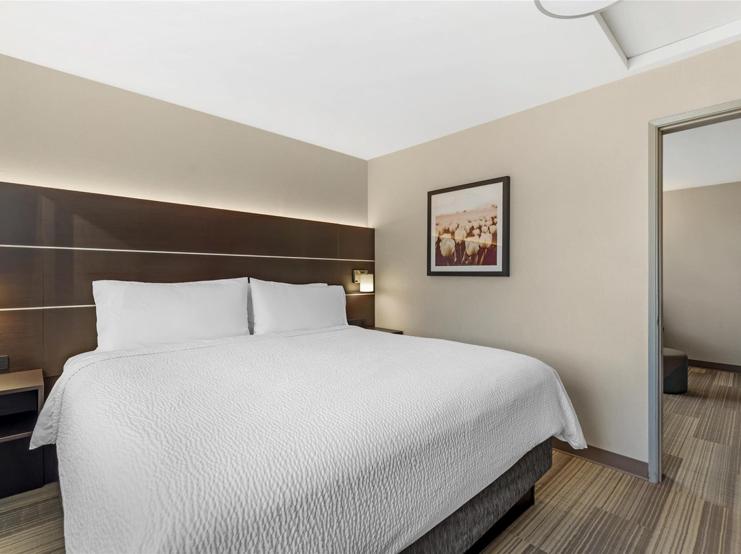 Bow酒店住宿-Holiday Inn Express & Suites Burlington by IHG
