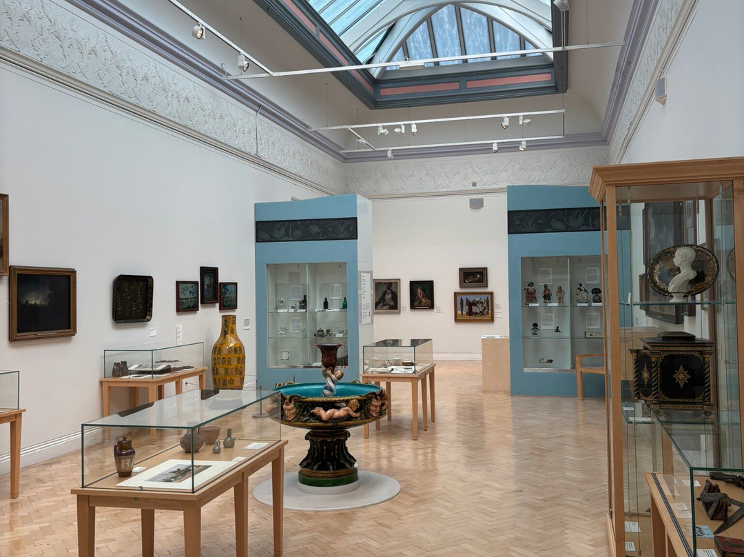 Wolverhampton Art Gallery-沃尔夫汉普顿必去景点