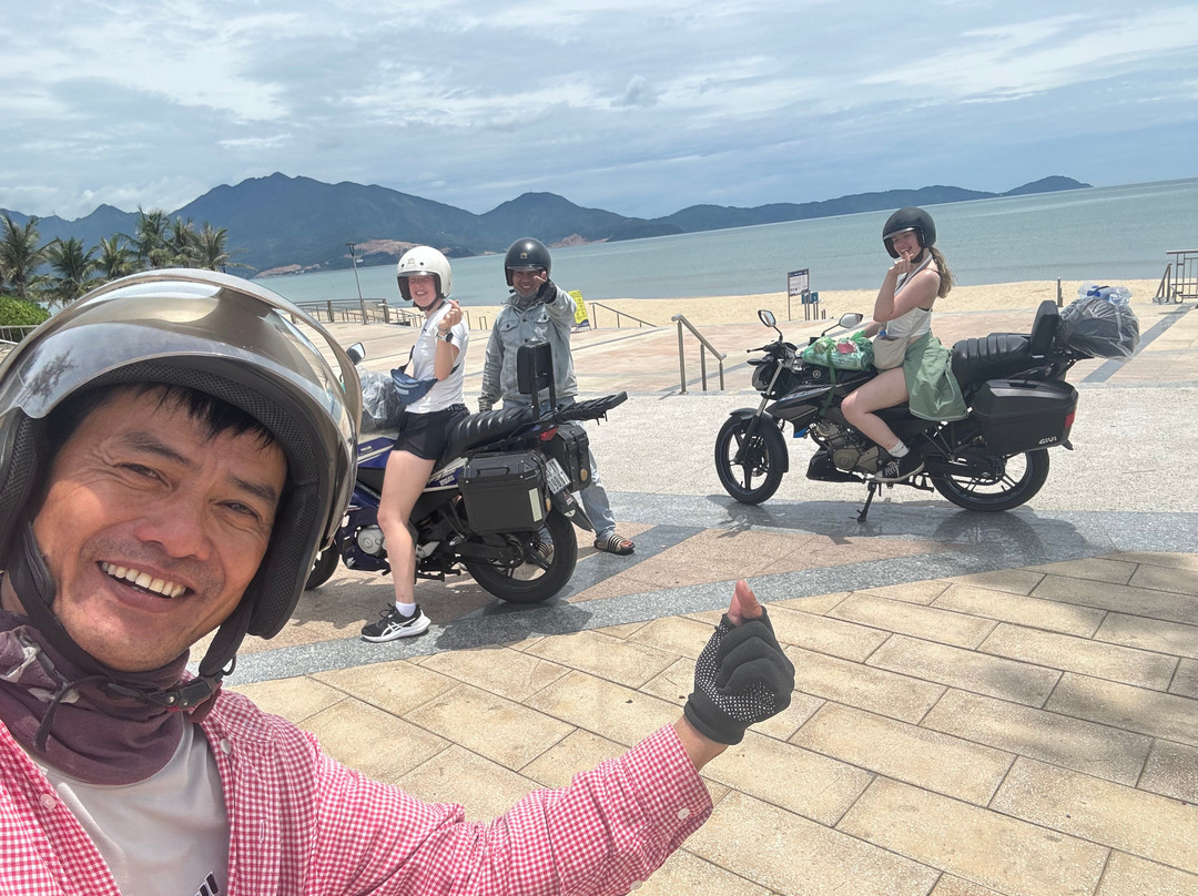 Hai Van Pass Riders-顺化必去景点