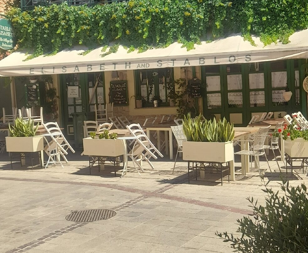 翡翠酒店(Emerald Hotel)主图