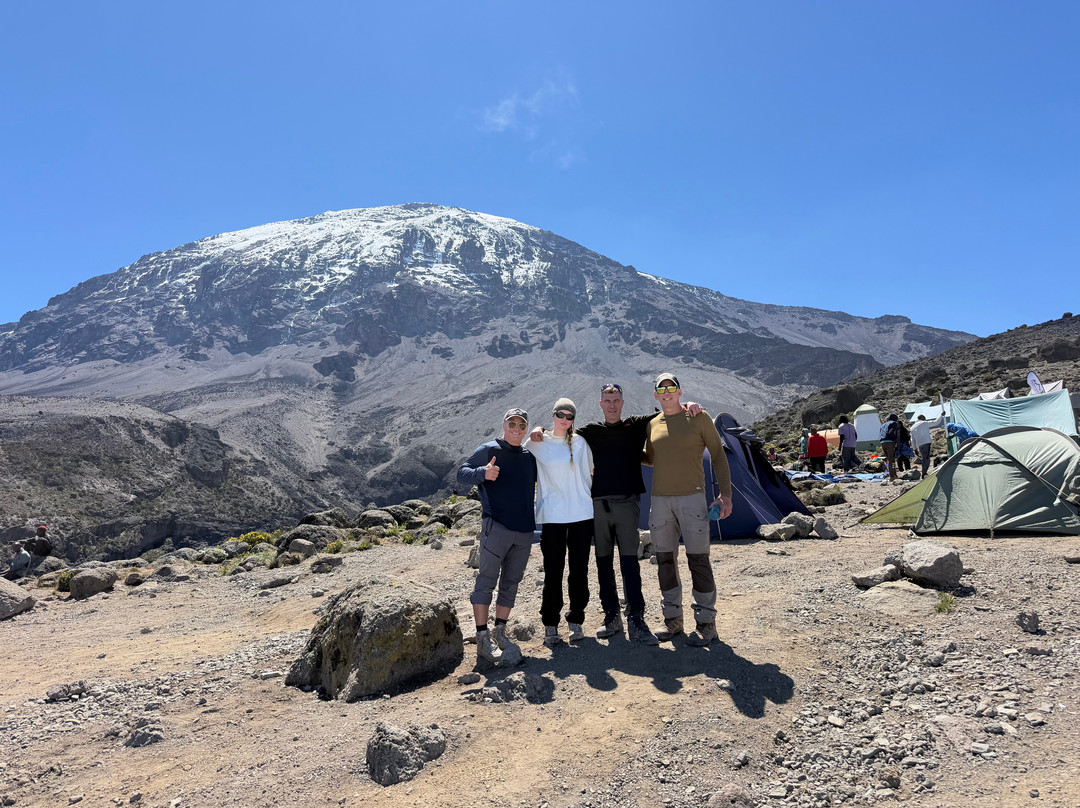 Trekking Hero - Kilimanjaro Day Hike-乞力马扎罗山国家公园必去景点