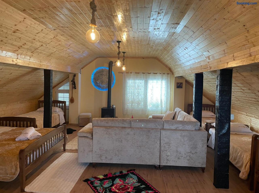Riza Guest House