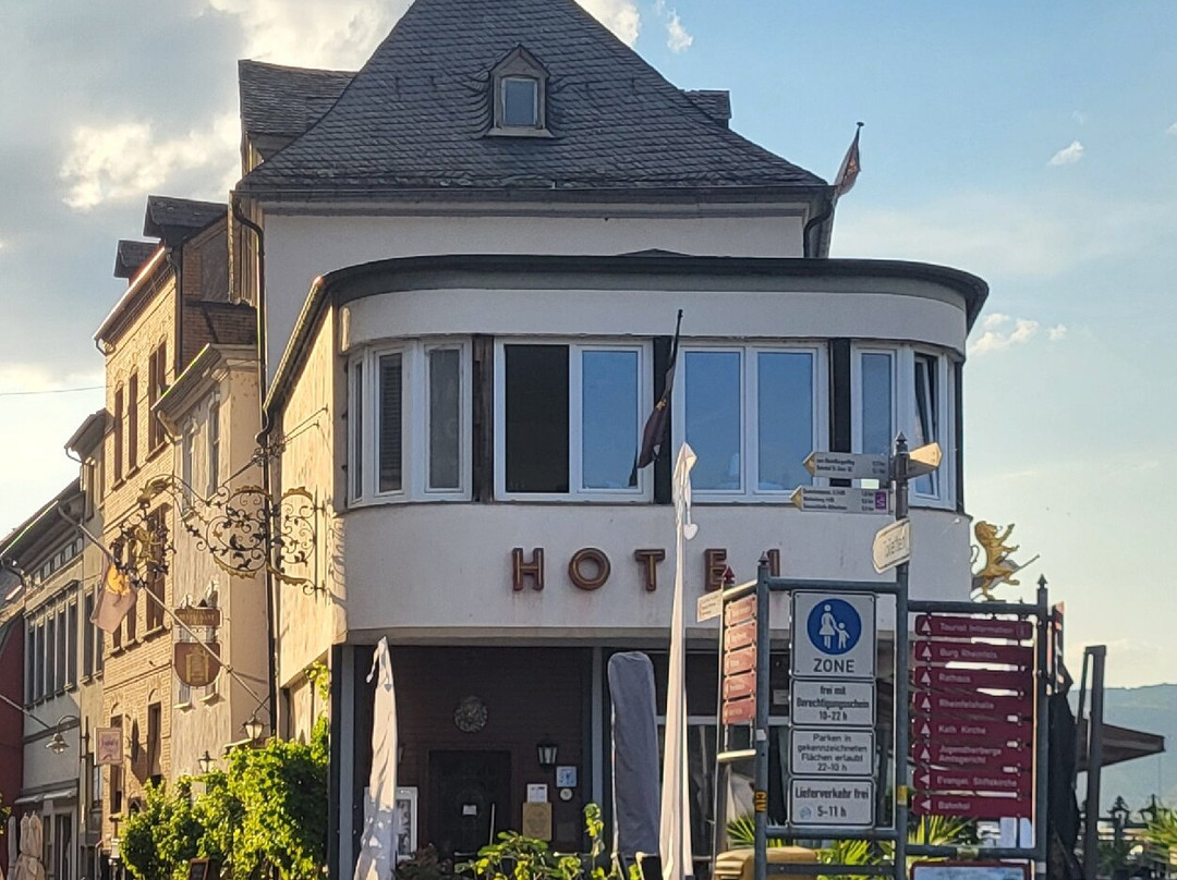 金狮酒店主图