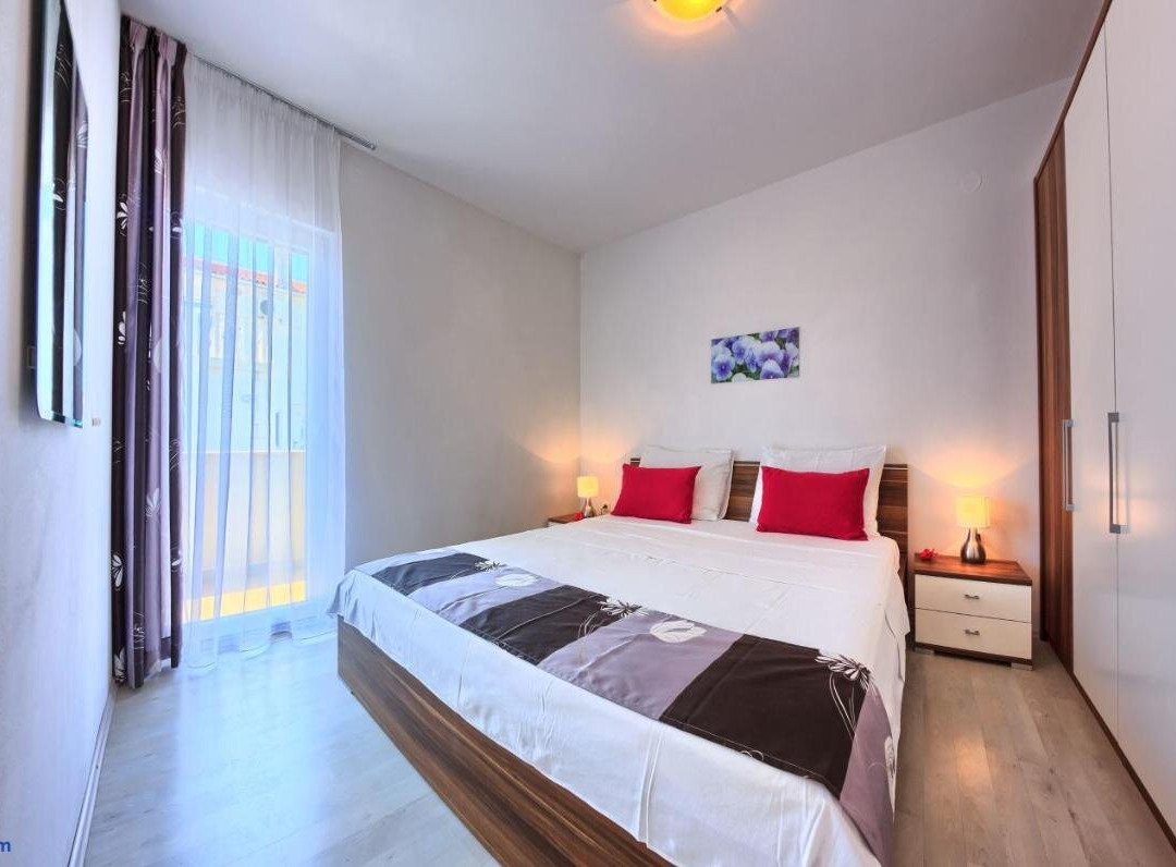 Apartments Cvita Holiday