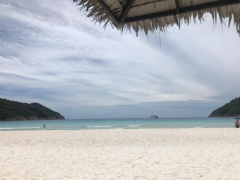 塔拉斯海滩Spa度假酒店-泳池