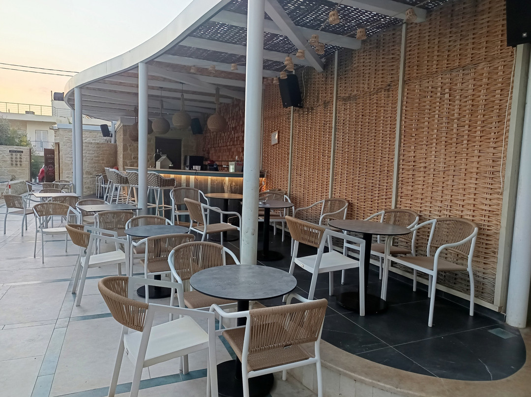 阿沙纳酒店主图