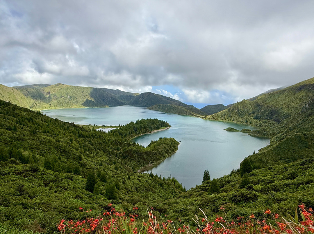Amazing Tours-蓬塔德尔加达必去景点