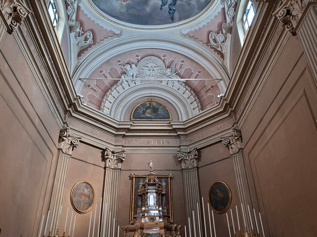 Chiesa dei Santi Pietro e Paolo-托里德尔贝纳科必去景点