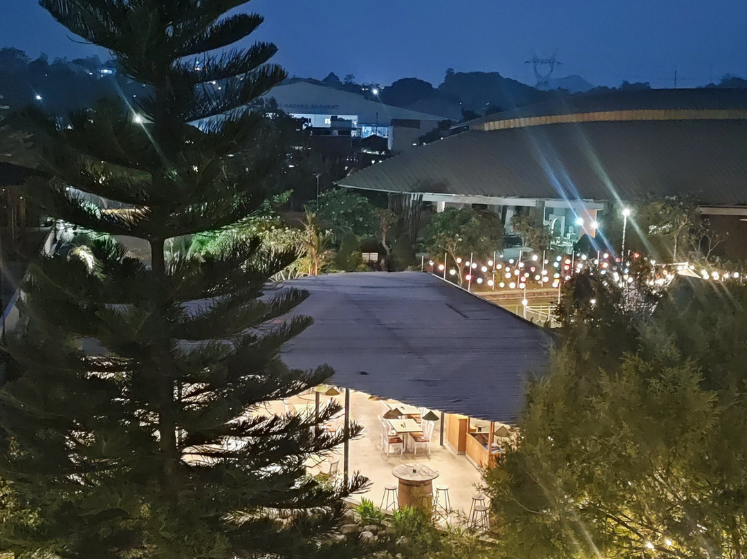 武吉尔会议度假酒店主图