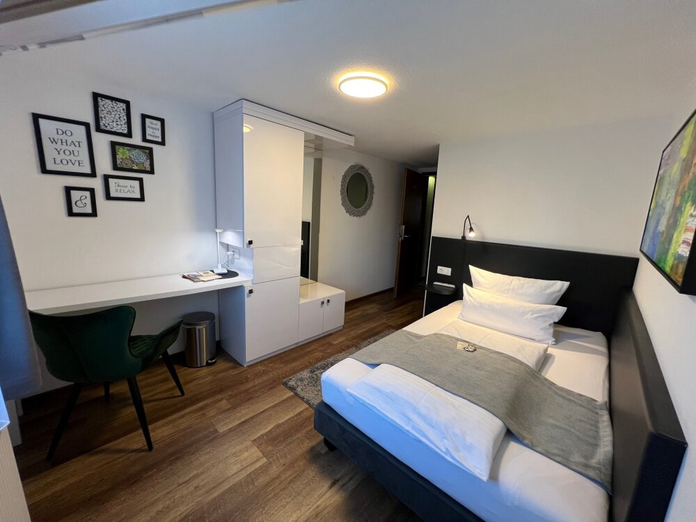 Wehingen酒店住宿-Hotel Kreuz
