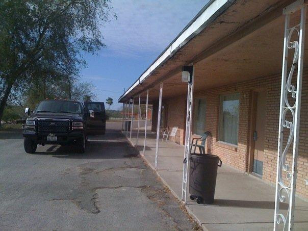 Ciudad Miguel Aleman酒店住宿-Guesthouse Inn Oso Blanco Lodge