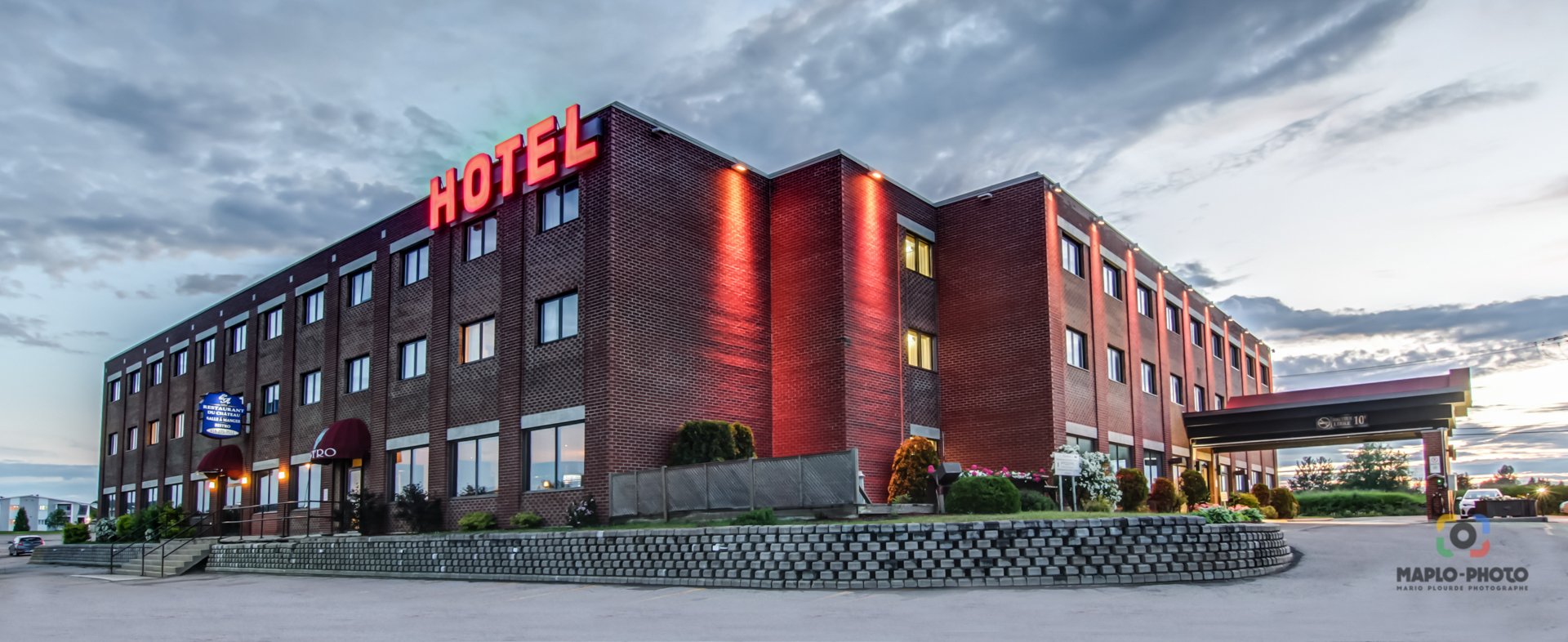 Hotel Chateau Roberval-官方
