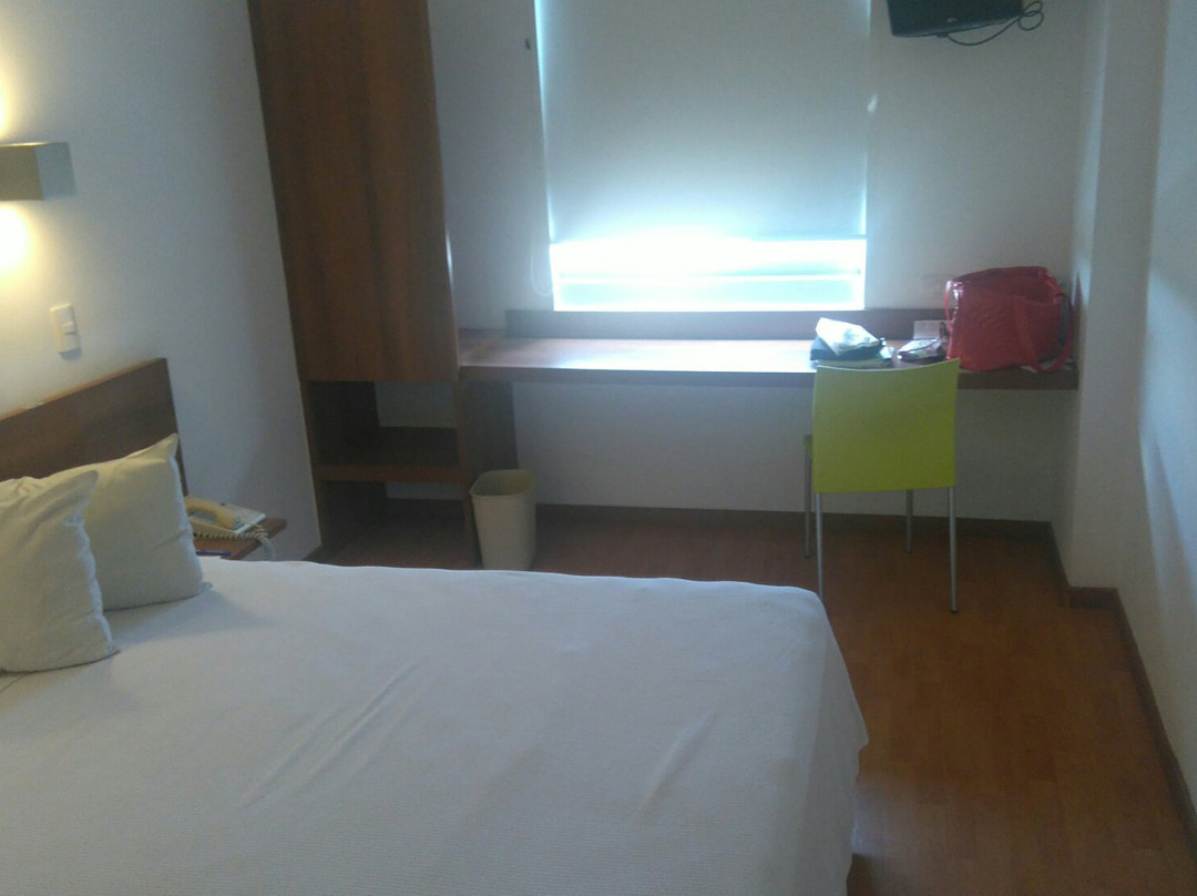 Reynosa酒店住宿-One Reynosa Valle Alto