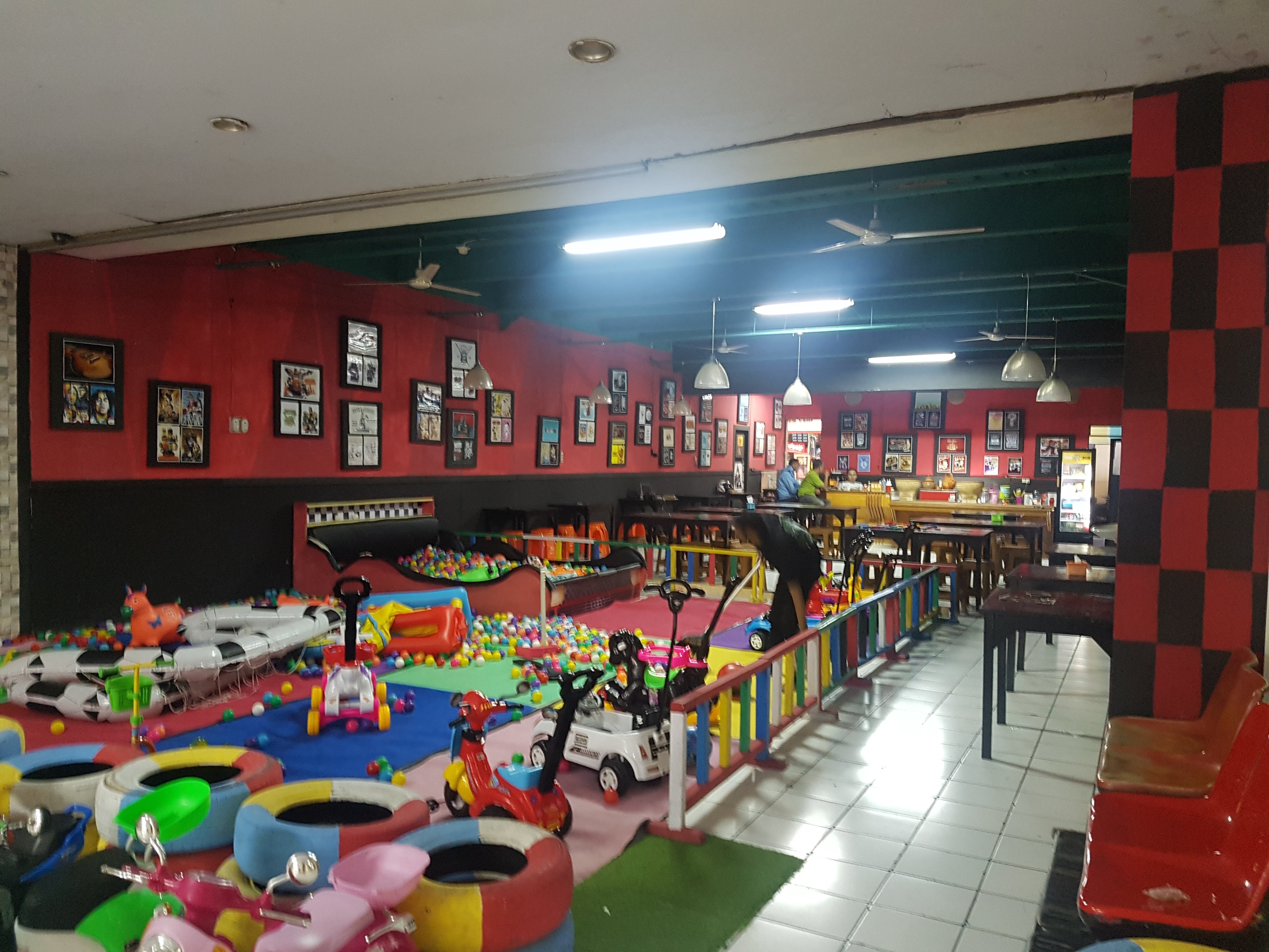 Capitol Plaza-餐饮