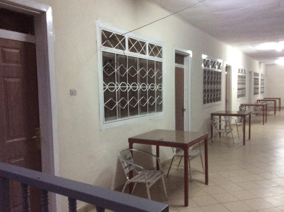Buffet d'Aouache Hotel