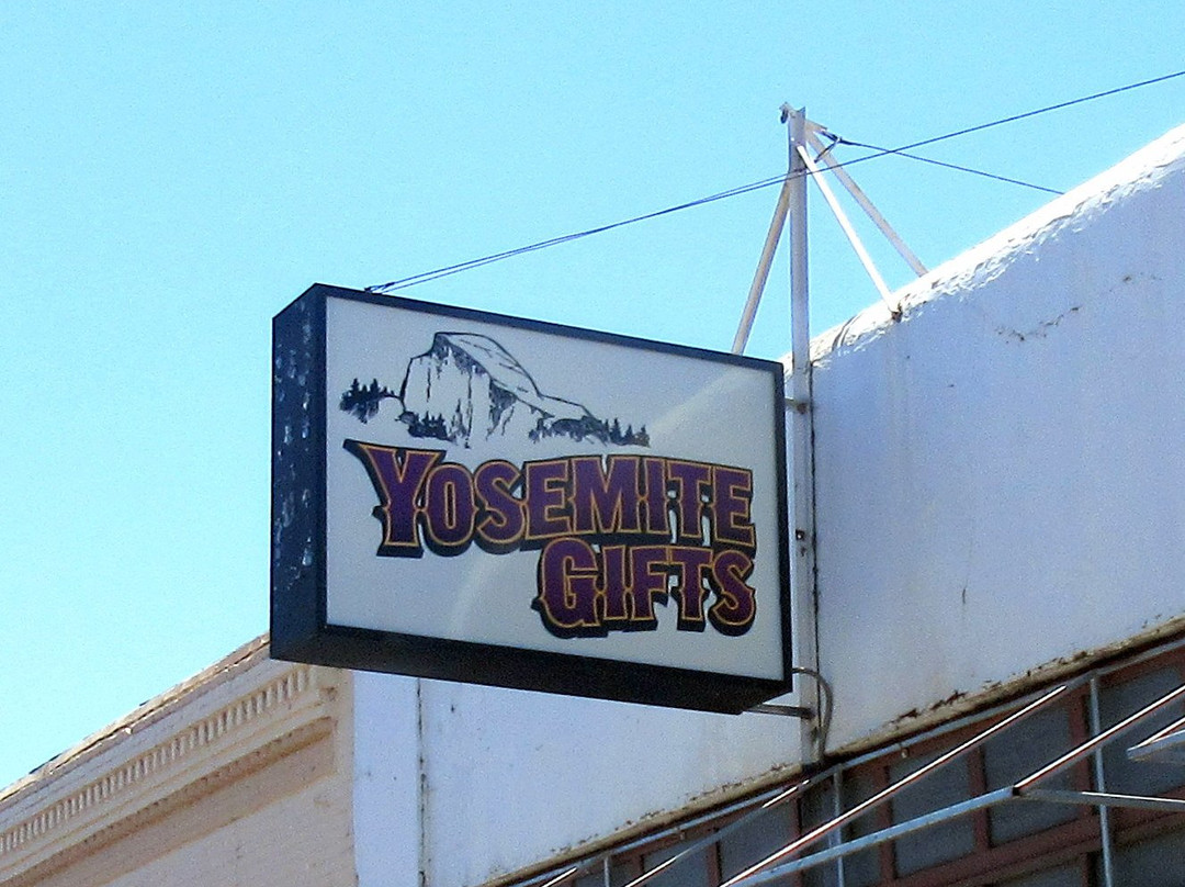 Yosemite Gifts-马里波萨必去景点