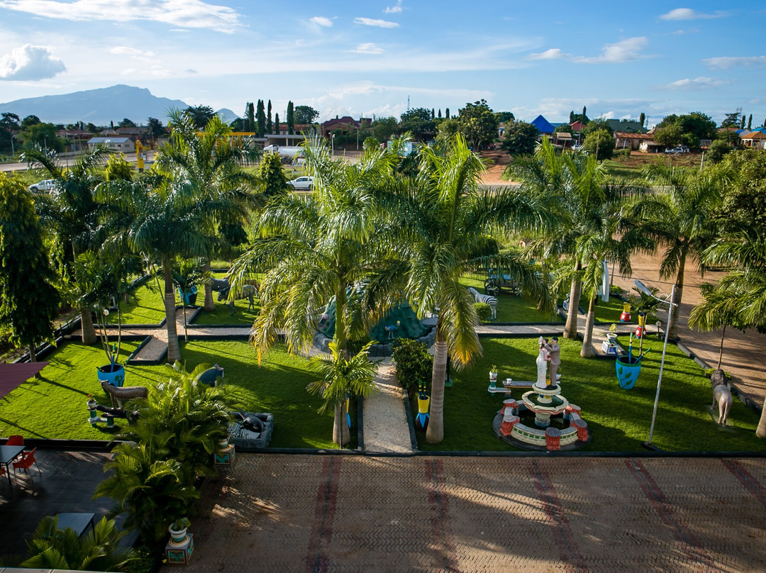 Kipo Peak Palace Hotel