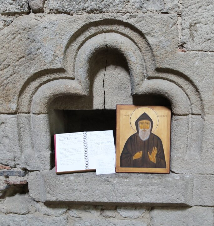 Prieuré Du Val Saint-benoît-Epinac必去景点