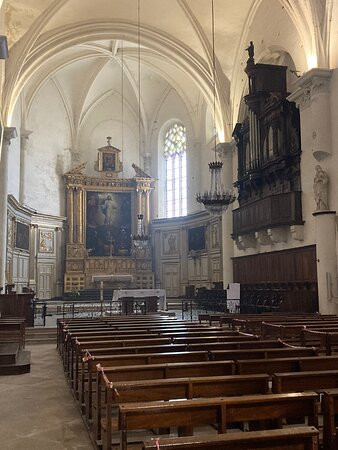 Collégiale Saint-Sauveur景点图片