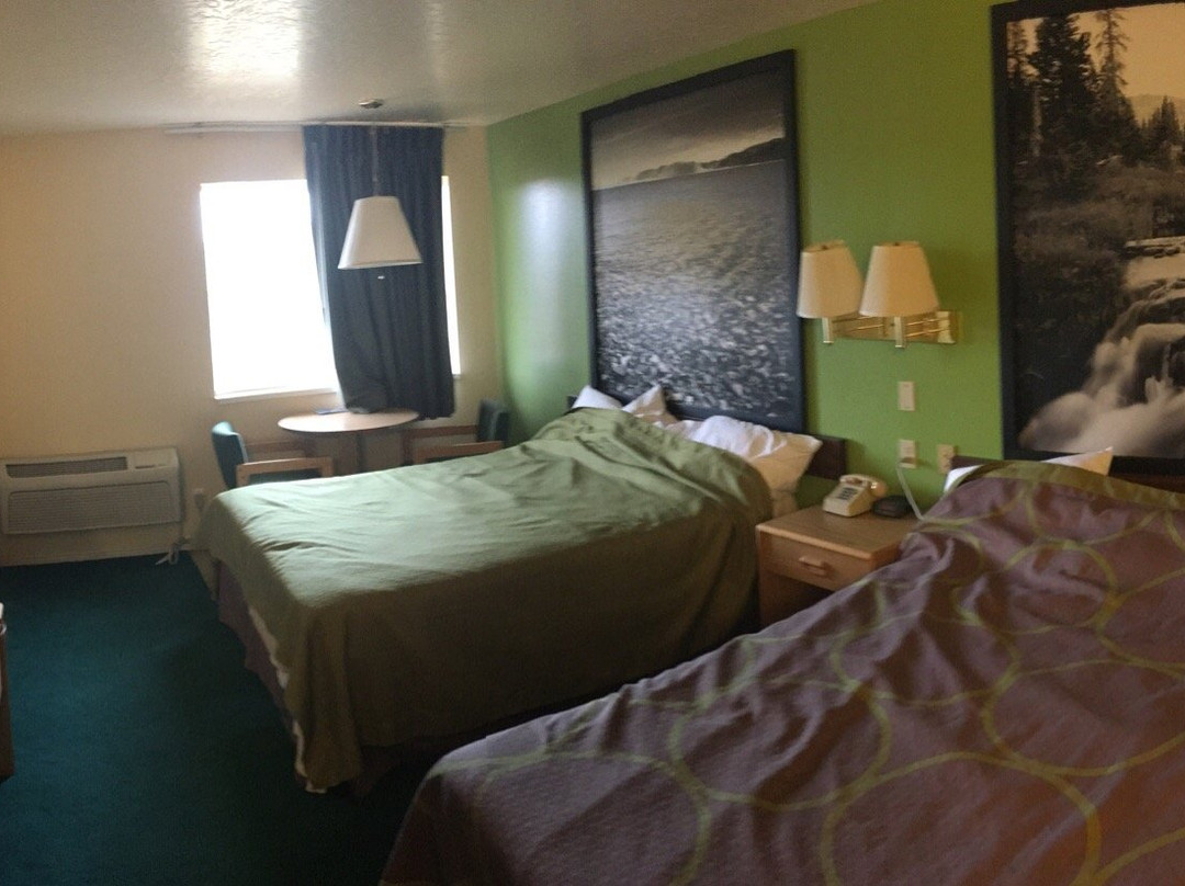 Super 8 by Wyndham Vernal UT