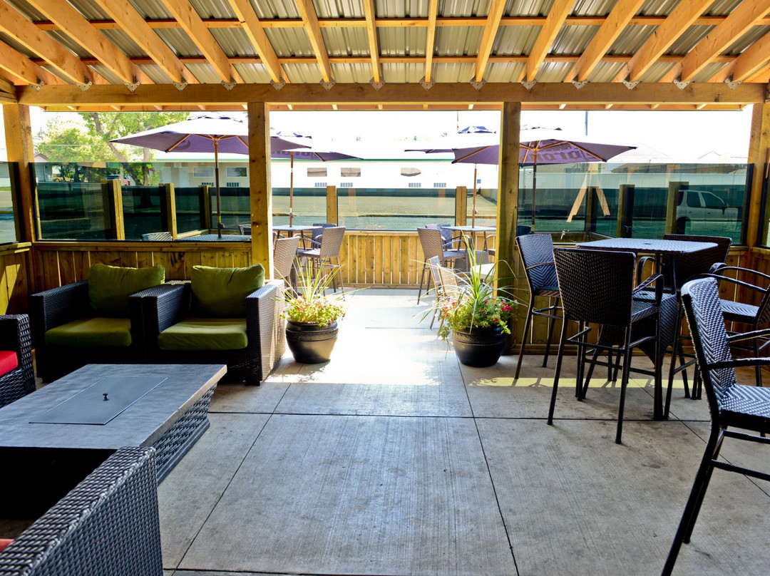 121 Steakhouse Lounge & Motel主图