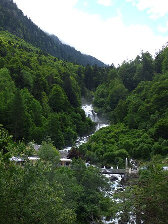 Cascade du Lutour-Cauterets必去景点
