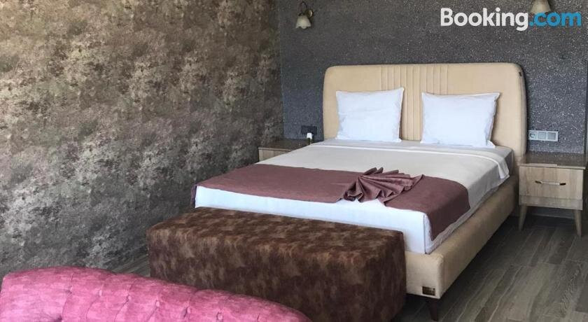 Aytoklar Hotel