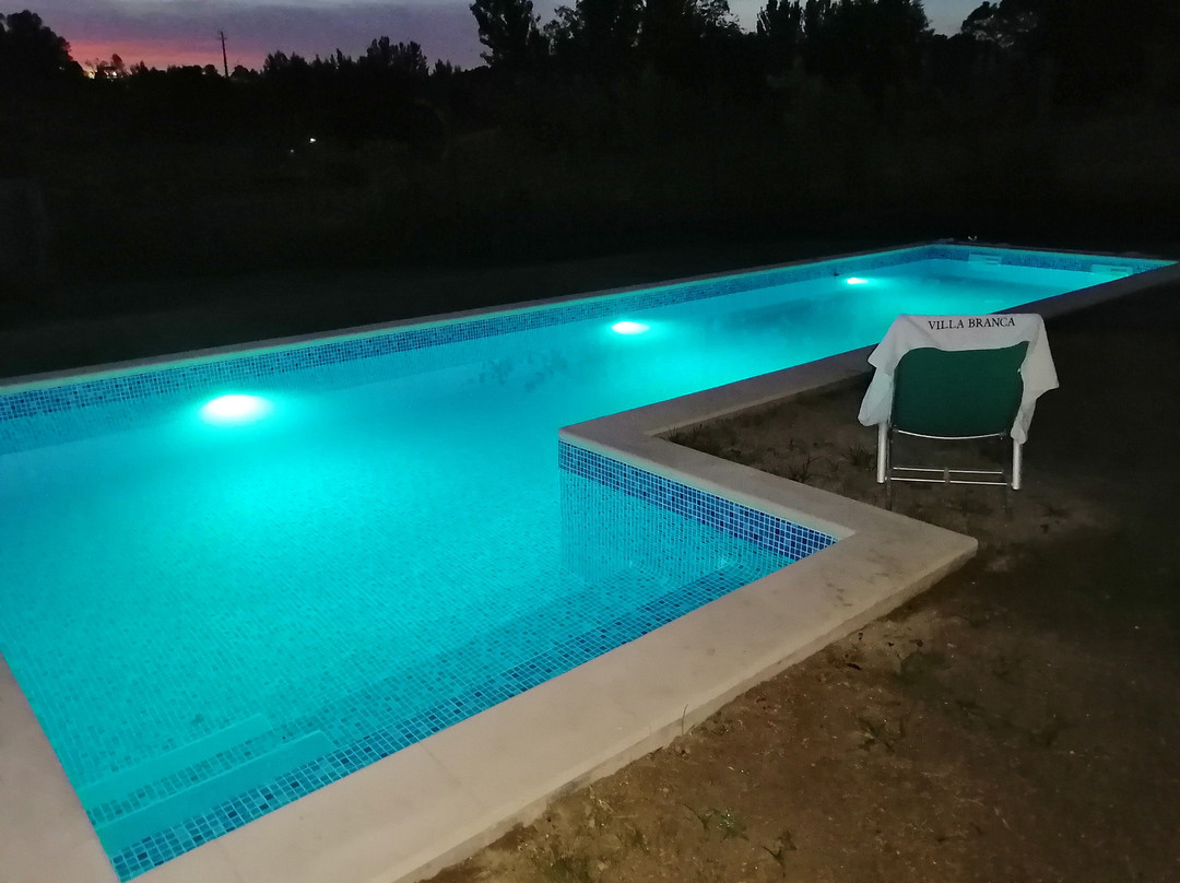 Villa Branca Barreiros Bed & Breakfast