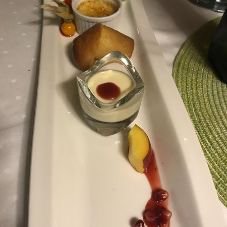 Castello Bianco Hotel--Restaurant主图