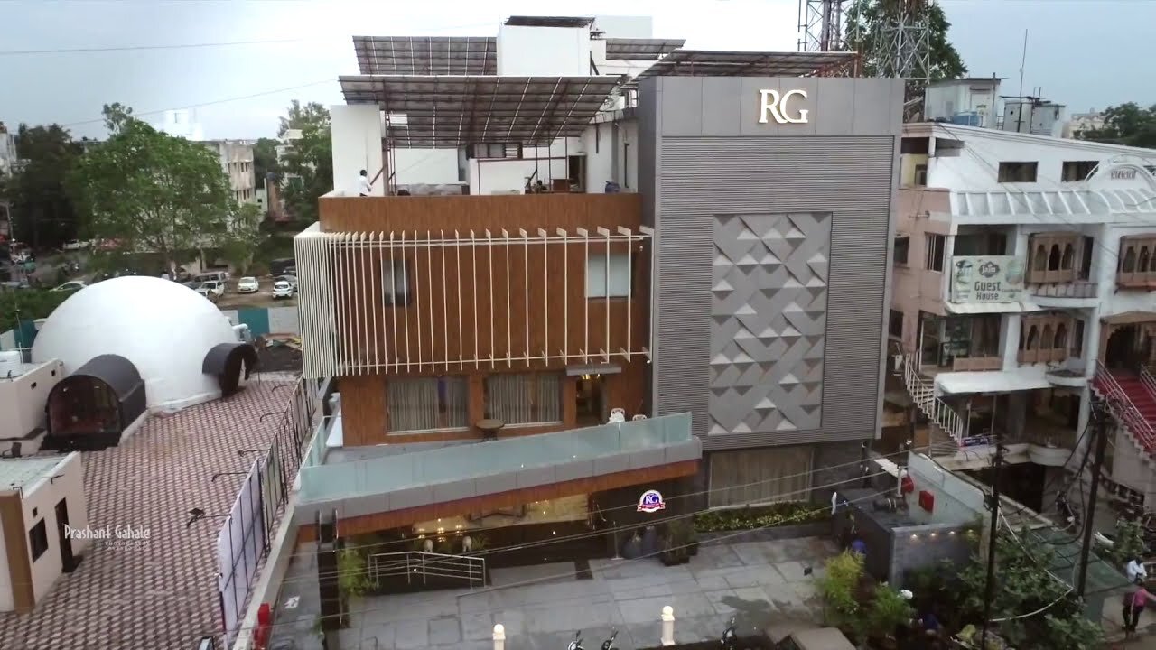 Rg Exclusive Stay & Fine Dine-浴室