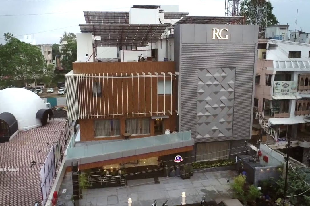 Karanja酒店住宿-Rg Exclusive Stay & Fine Dine