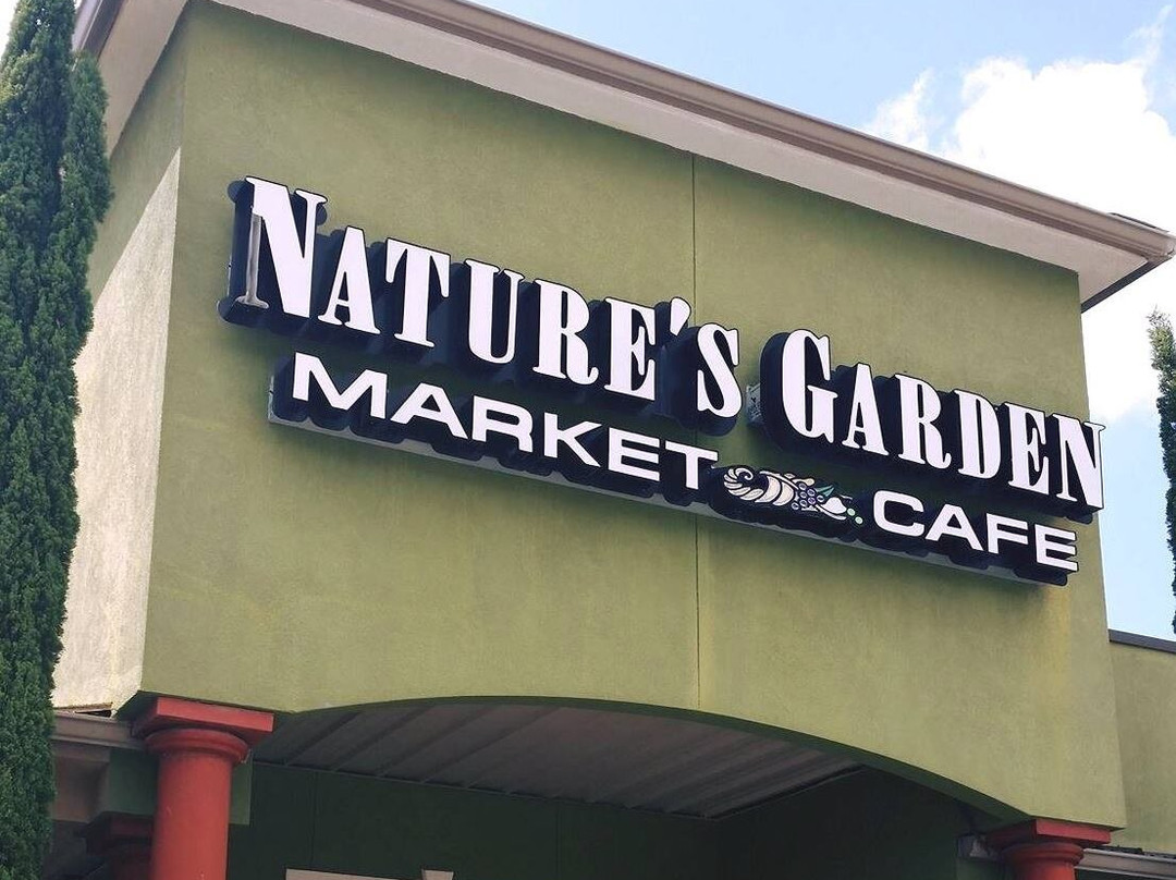 Nature's Garden Market & Cafe