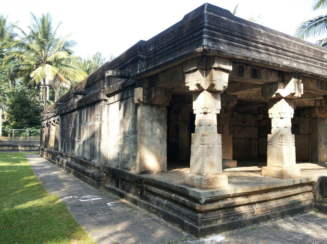 Panamaram Jain Temple景点图片