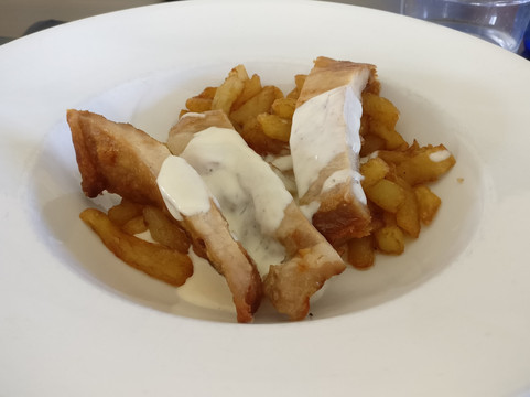 Blumas restaurant lounge