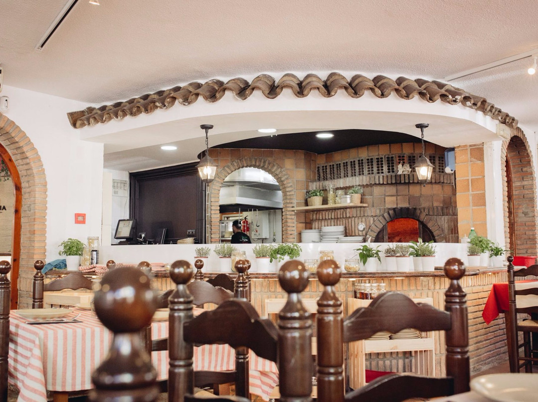 La Pobla de Farnals餐馆和美食-Famiglia Napoletana