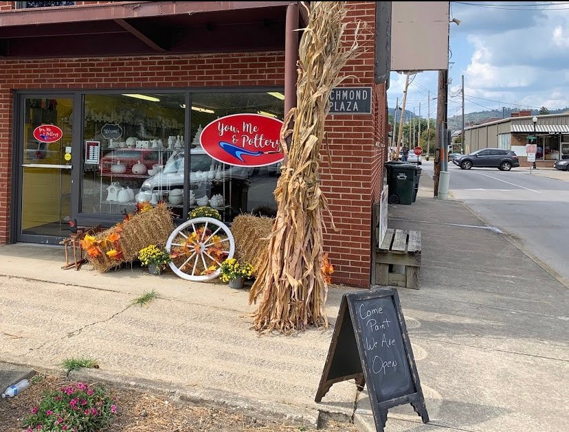 Allen旅游景点-You Me & Pottery