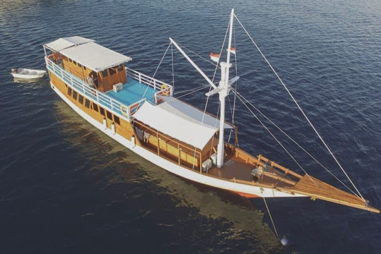 Komodo Wisata Tours & Travel-科莫多必去景点