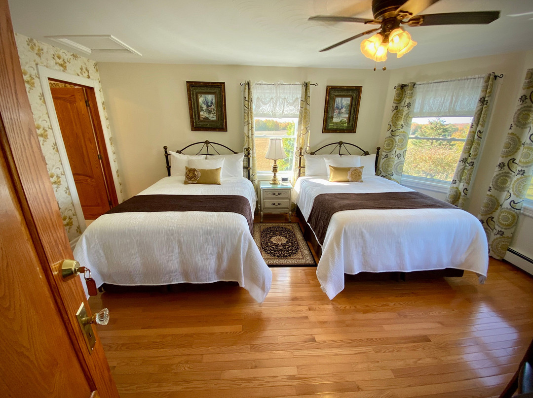 Twin Peaks Bed & Breakfast主图