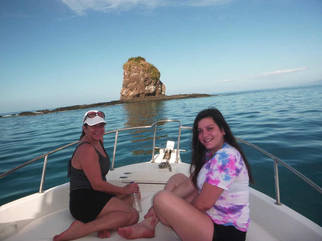 Pelicano SportFishing & Water Sports景点图片