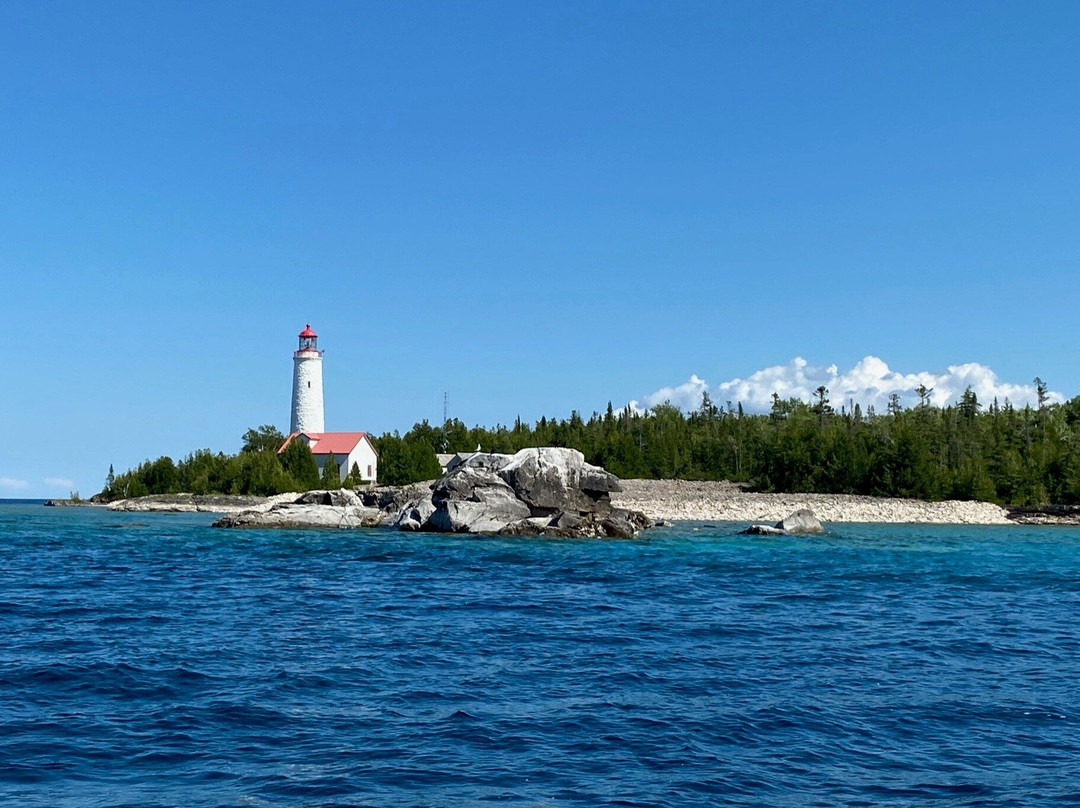 The Bruce Rocks Boat Charter-托伯莫里必去景点