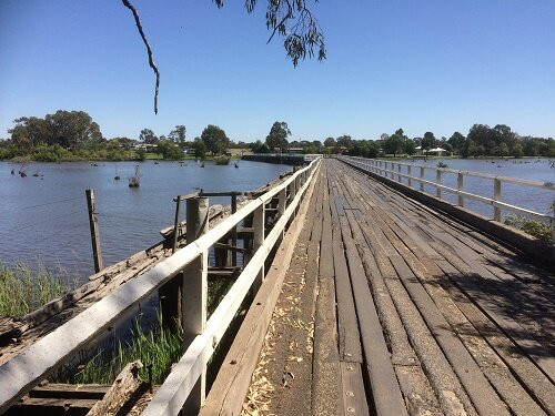 Kirwans Bridge-Nagambie必去景点