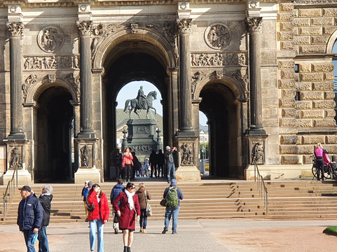 Segway Tour Dresden-德累斯顿必去景点