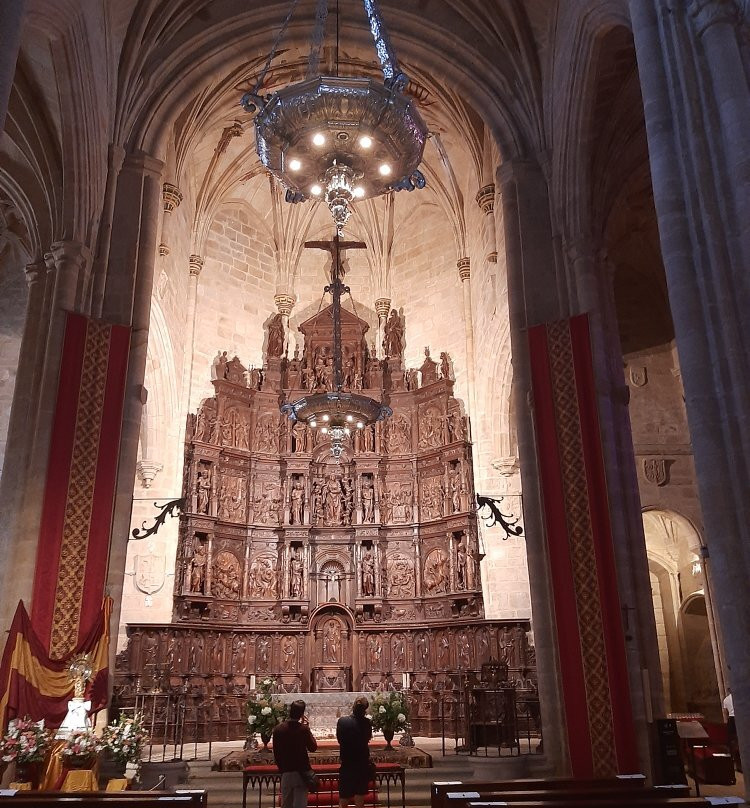 Pro-Cathedral Church Of Santa María-卡塞雷斯必去景点