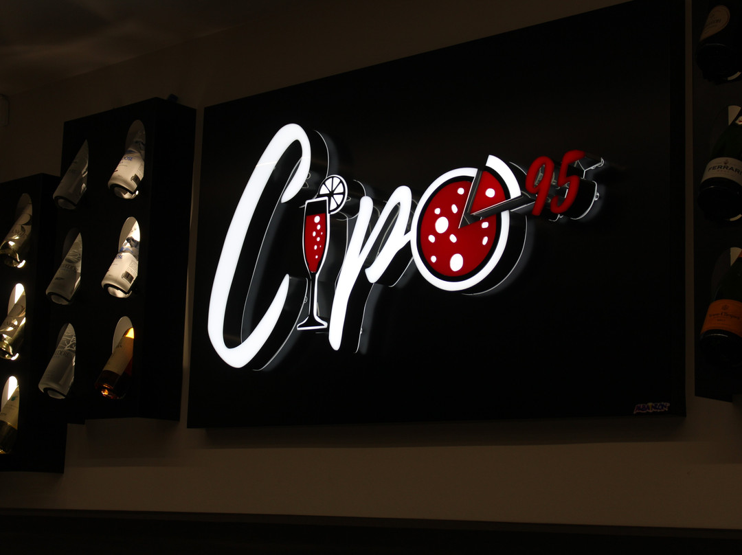 波佐利餐馆和美食-Cipò 95 Pizza And Aperitif